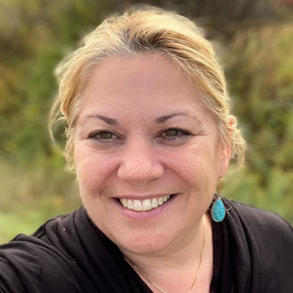 Meet your Posher, Julie